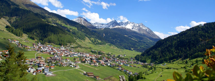 ∏ TVB Tiroler Oberland Nauders Manuel Baldauf Sommerlandschaft Dorf 2007 8 845x321 1