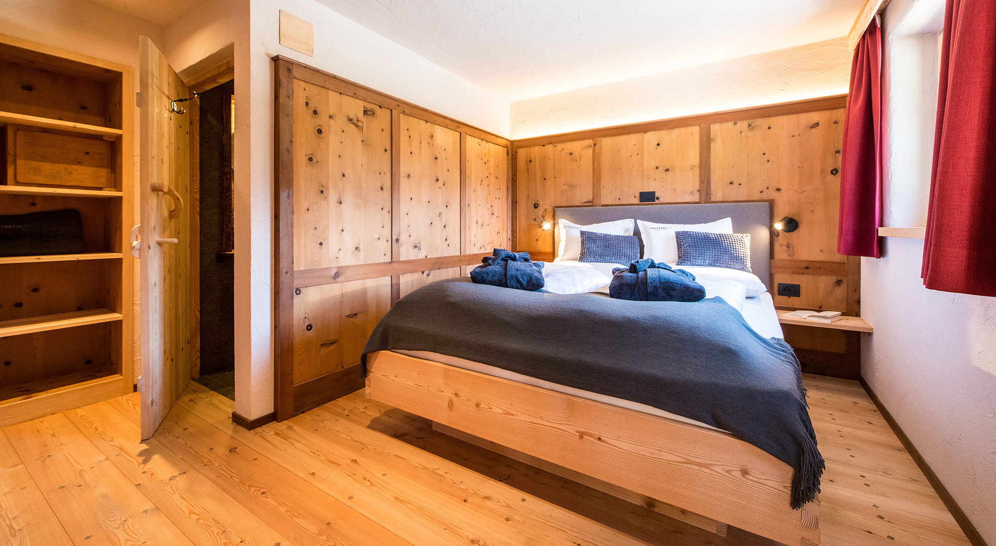 CHALET SASSO NERO | AHRNTAL | SÜDTIROL